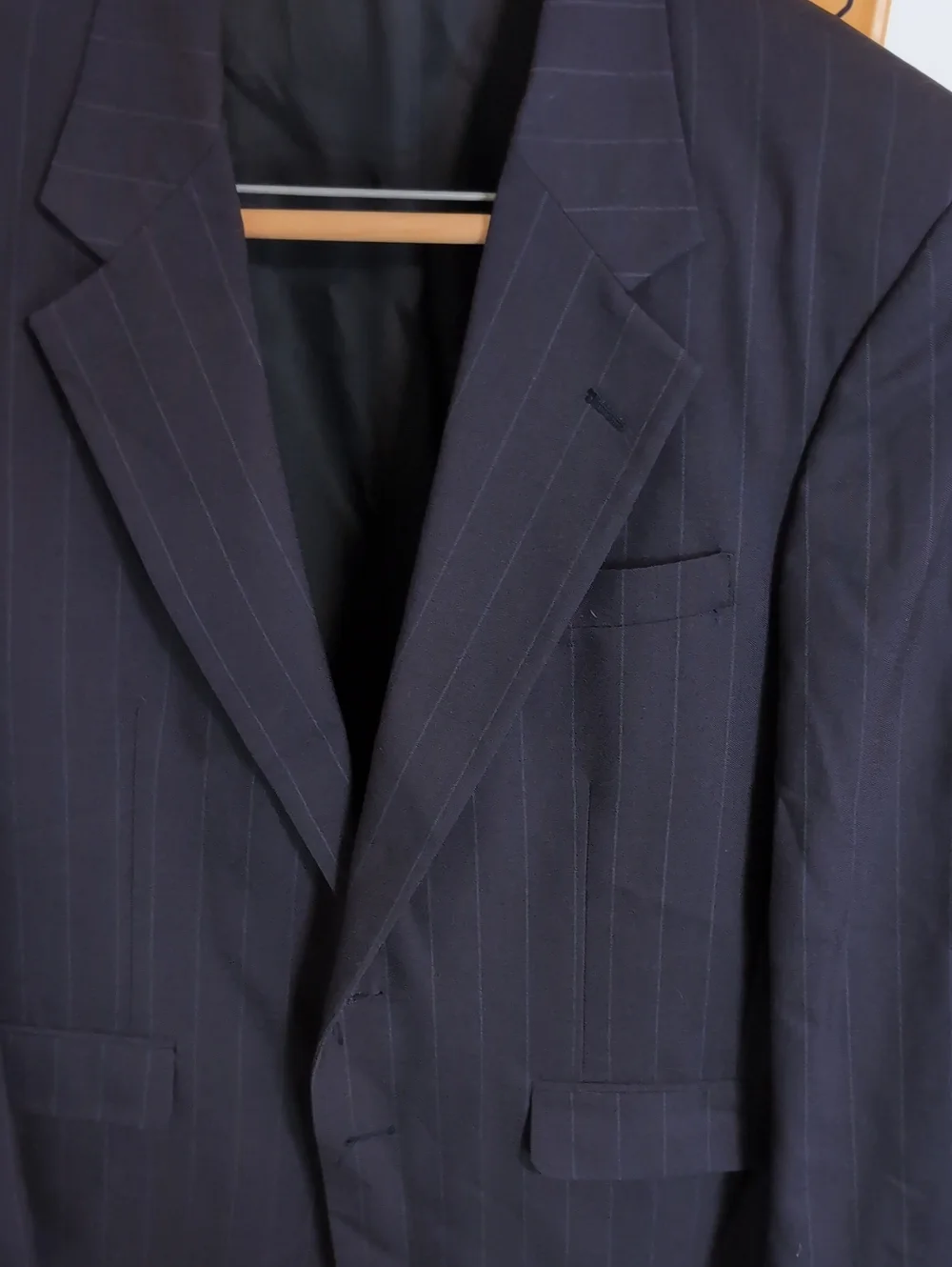 VTG BURBERRYS Men’s 2PC Suit 42R 36x29 Navy Blue Pinstripe Pure Wool USA Made